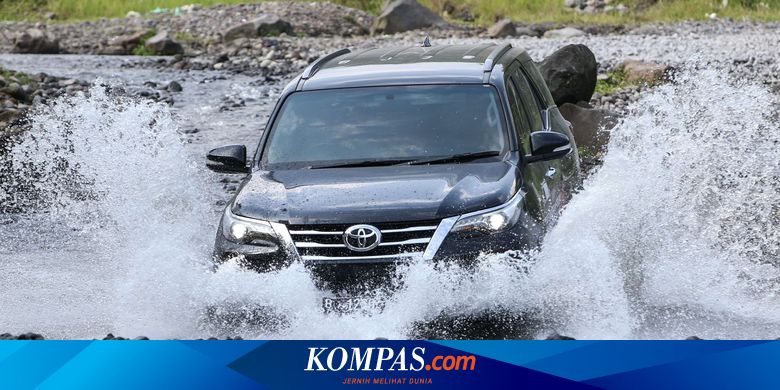 Cara Membedakan Fortuner Bensin Dan Solar. Jangan Lupa, Toyota Fortuner Juga Punya Varian Mesin Bensin