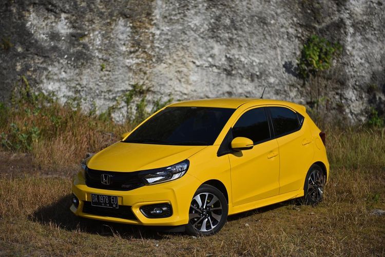 Cara Pasang Gps Di Honda Brio. Turun Hampir 50%, Segini Gambaran Harga Mobil LCGC Setelah