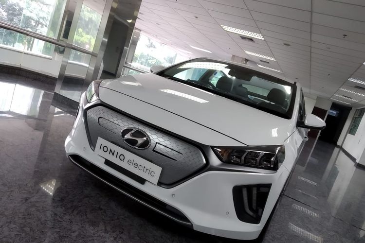 Harga Mobil Hyundai Bts. Spesifikasi dan Harga Hyundai Ioniq, Mobil Listrik Termurah di