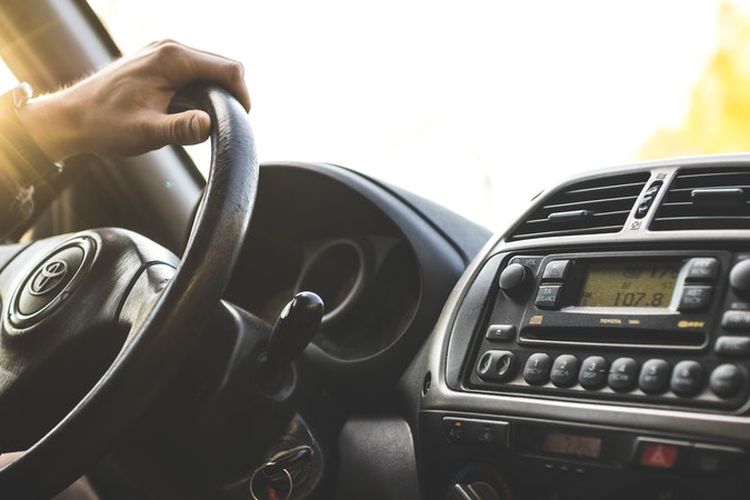 Cara Memperbaiki Tape Mobil Yang Rusak. Begini Cara Memperbaiki Tape Mobil Tidak Keluar Suara