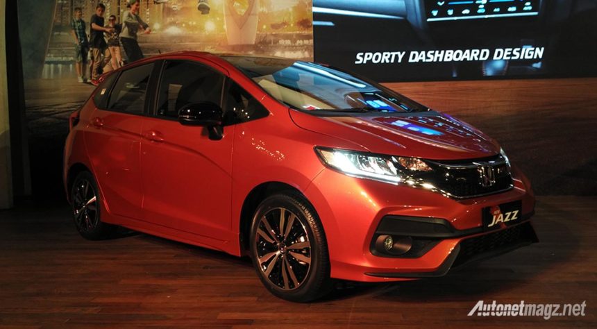 Interior Honda Jazz Rs 2017. Resmi, Honda Jazz Facelift 2017 Mengaspal di Indonesia