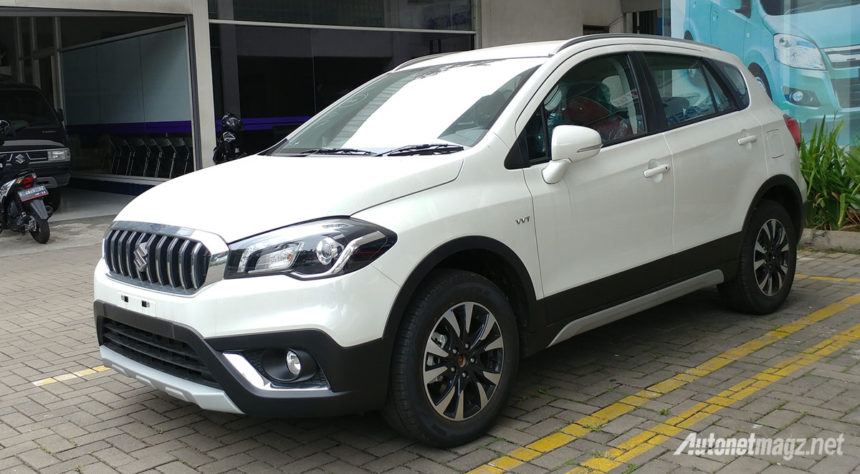 Suzuki S Cross Facelift Indonesia. First Impression Review Suzuki SX4 S-Cross Facelift 2018