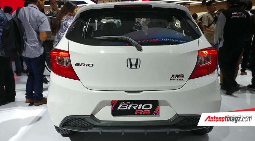 Harga Honda Brio Baru 2018. Honda Brio Facelift 2018 Punya Wajah Mobilio, Buntut Baru