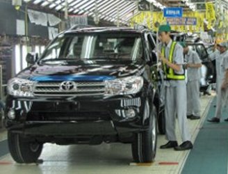 Oli Fortuner Diesel Berapa Liter. Grade Oli Mesin dan Penggantian Oli Transmisi Fortuner