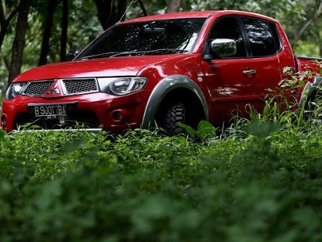 Konsumsi Bbm Strada Triton. Mitsubishi Strada Triton Jelajah Jalur Pesisir Barat Sumatera