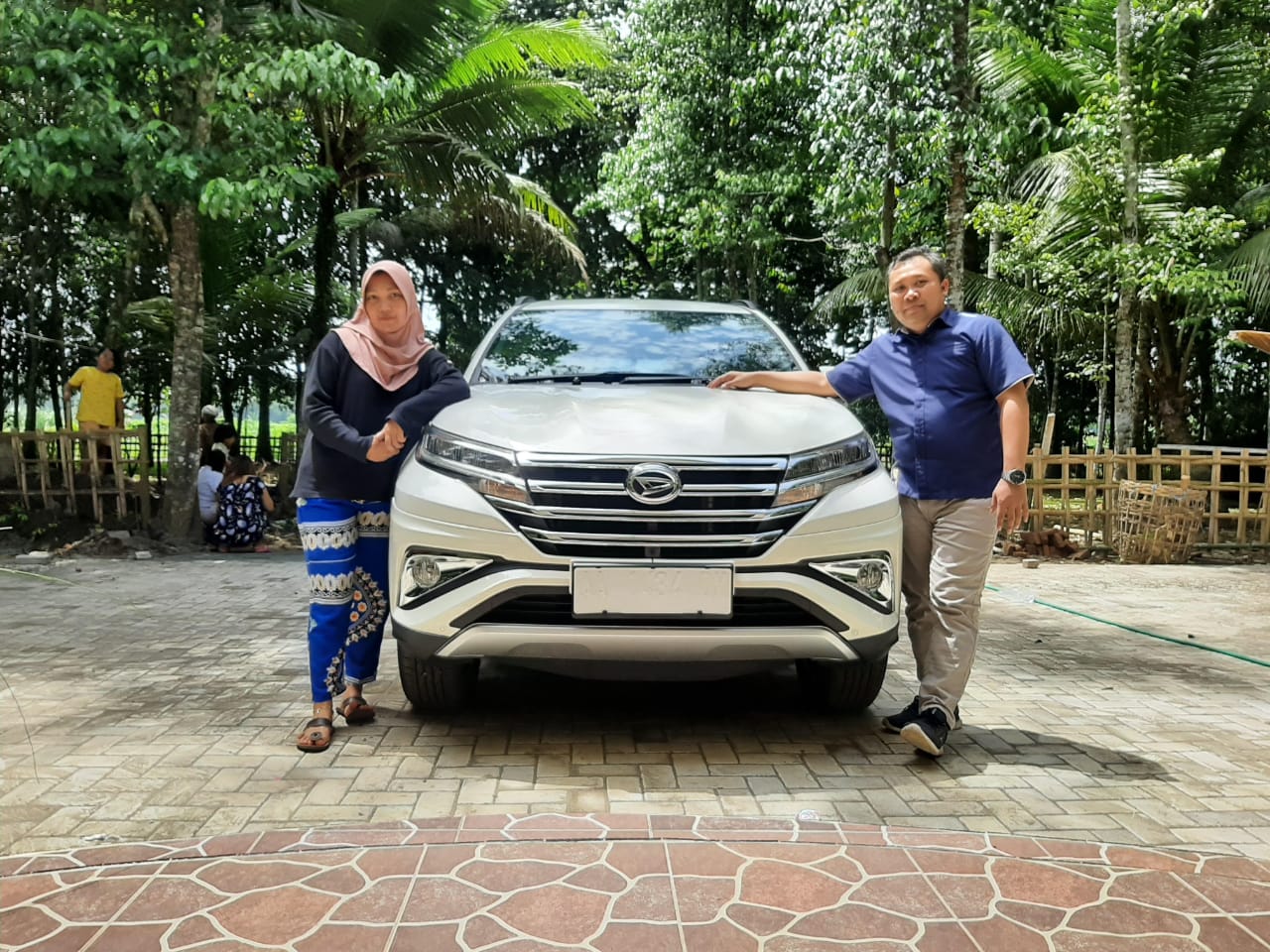 Harga Mobil Xenia Bekas Kebumen. Sales Daihatsu Kebumen