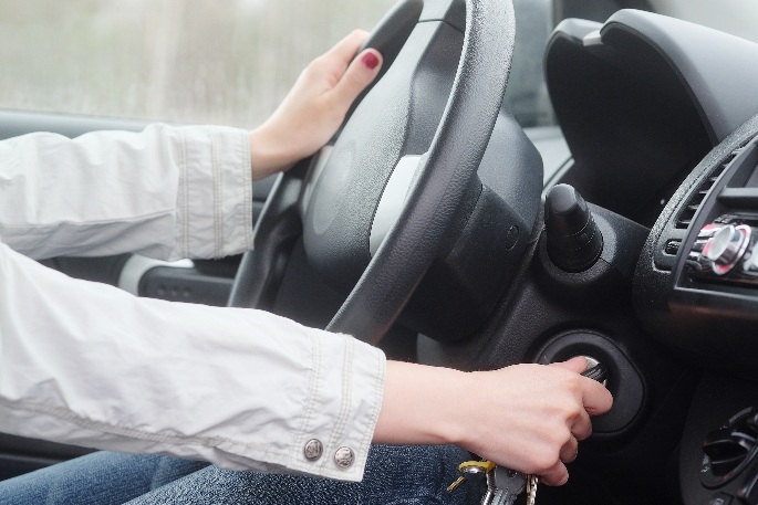 Mobil Tidak Mau Starter. Penyebab Mobil Tiba-Tiba Mati dan Tidak Bisa Distarter