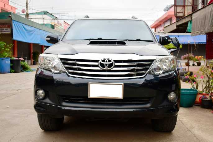 Cara Pasang Spion. Cukup Mudah, Ini Cara Pasang Spion Tanduk Toyota Fortuner!