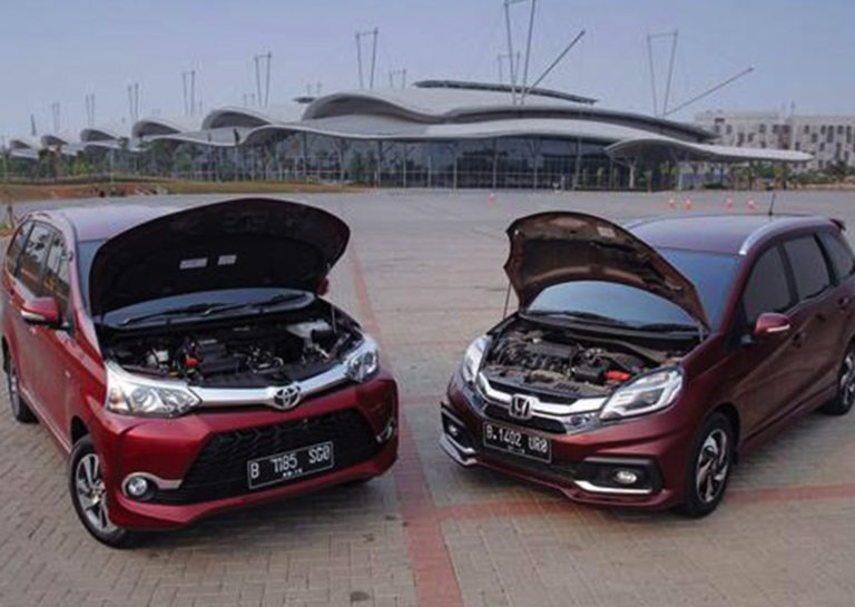 Biaya Perawatan Avanza Vs Xenia. Mau Kredit Mobil Toyota Avanza? Bandingin Dulu Sama Mobilio