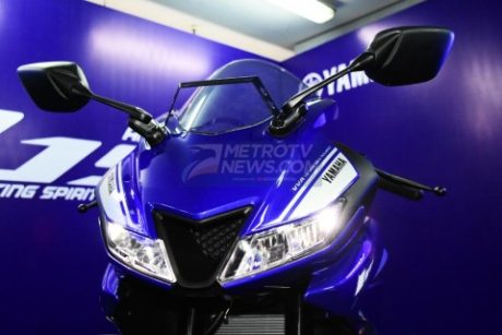 Lampu Jauh Dan Dekat Nyala Bersamaan. Lampu Depan All New Yamaha R15 Kini Nyala Bersamaan, Lebih
