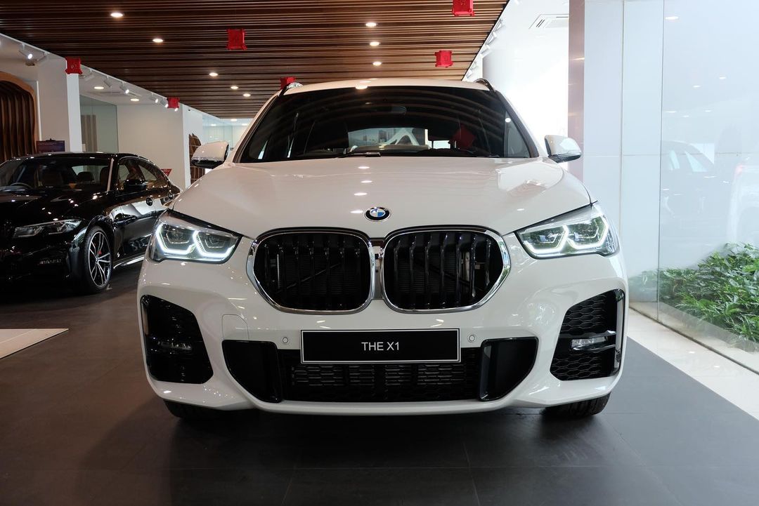 Bmw X1 Interior Indonesia. NEW BMW X1 Dynamic dan X1 M Sport 2022 : Spesifikasi, Harga