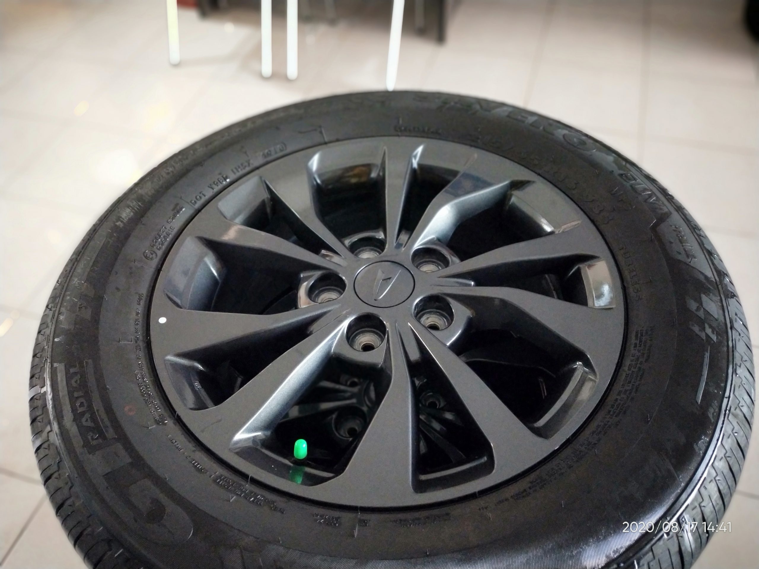 Variasi Velg Terios Ring 16. Velg original terios ring16 plush ban