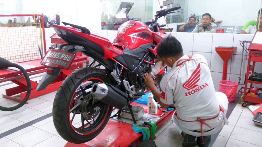 Biaya Reset Ecu Di Ahass. Berapa Biaya Reset Injeksi Sepeda Motor Honda?