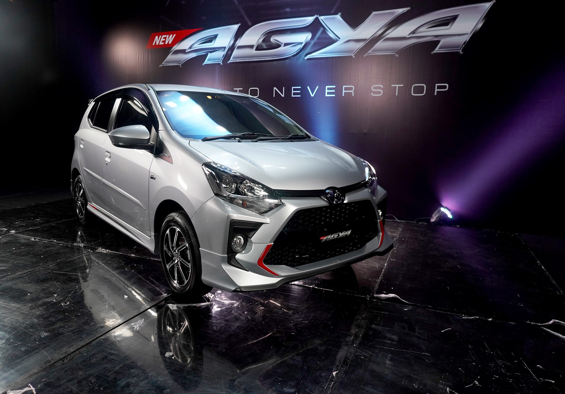 Panjang Dan Lebar Mobil Agya. Simak Spesifikasi Lengkap Toyota Agya Facelift, Apa Saja