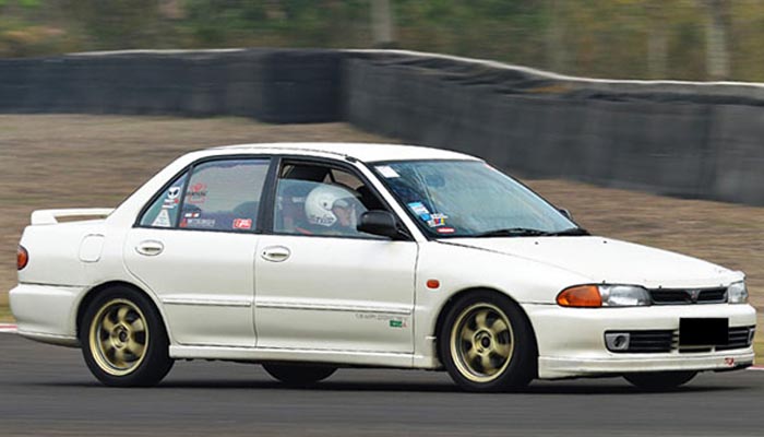 Harga Spare Part Mitsubishi T120ss. Review Mitsubishi Lancer GTi, Mobil 90-an yang Kembali Tren