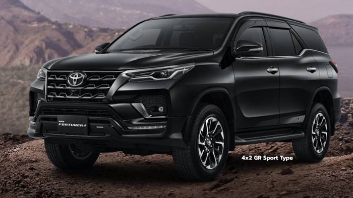 Harga Toyota Fortuner Terbaru. Harga Toyota Fortuner GR Sport Terbaru, Tersedia Pilihan Diesel