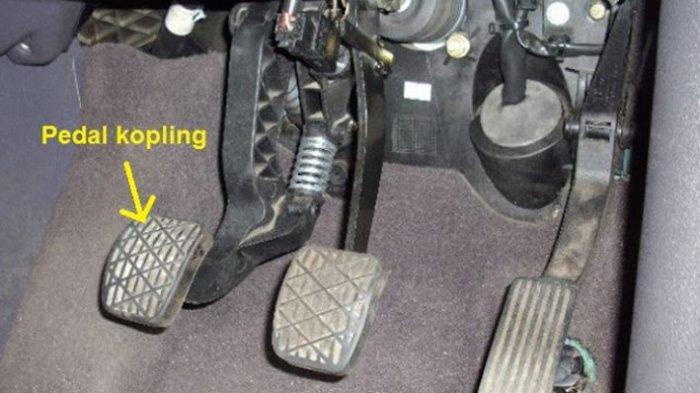 Cara Membuat Kopling Xenia Enteng. Cara Gampang Mengatasi Pedal Kopling Mobil yang Keras Saat