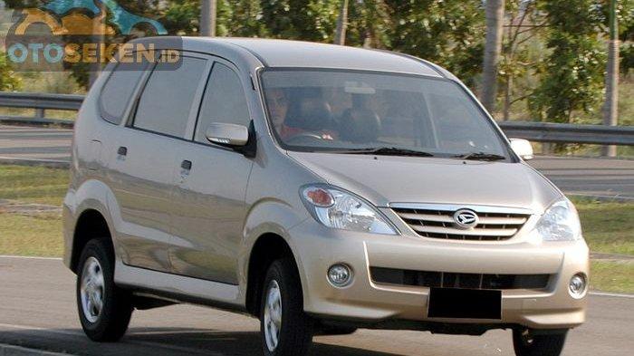 Harga Mobil Xenia Bekas Tahun 2004. Dana Pas-pasan Beli Mobil Bekas? Daihatsu Xenia Tahun 2004