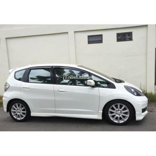 Harga Honda Jazz Bekas Jawa Tengah 2013. Mobil Honda Jazz RS Matic 2013 Bekas Sehat Terawat Surat