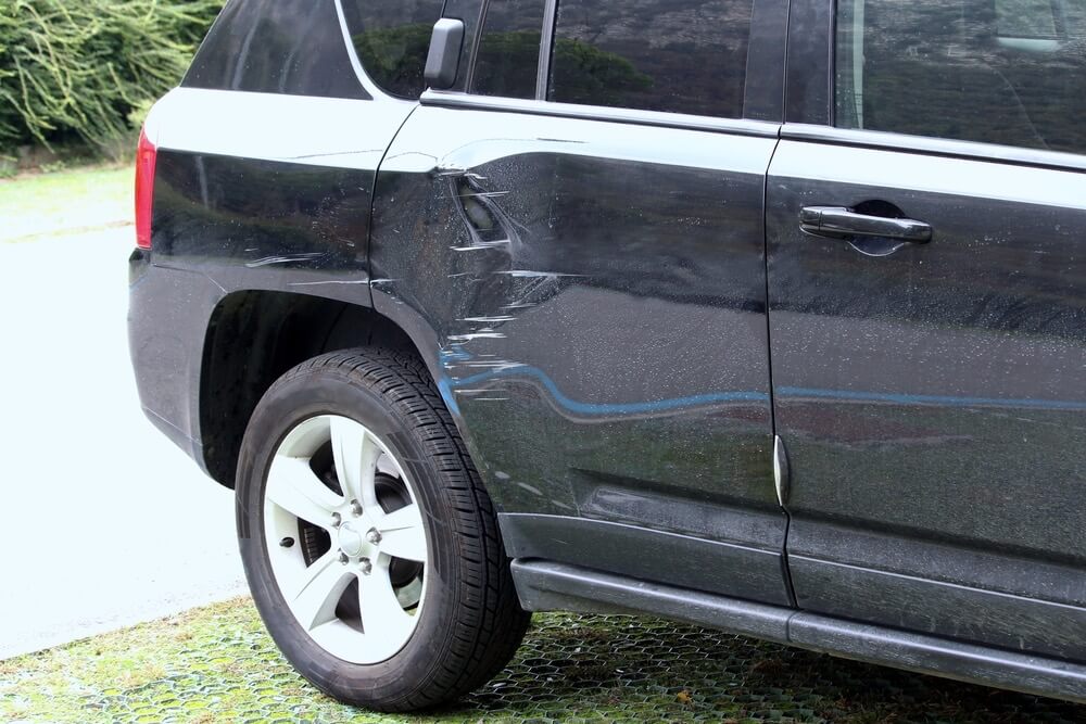 Cara Menghilangkan Penyok Pada Mobil. 8 Cara Menghilangkan Baret Mobil Tanpa Harus ke Bengkel