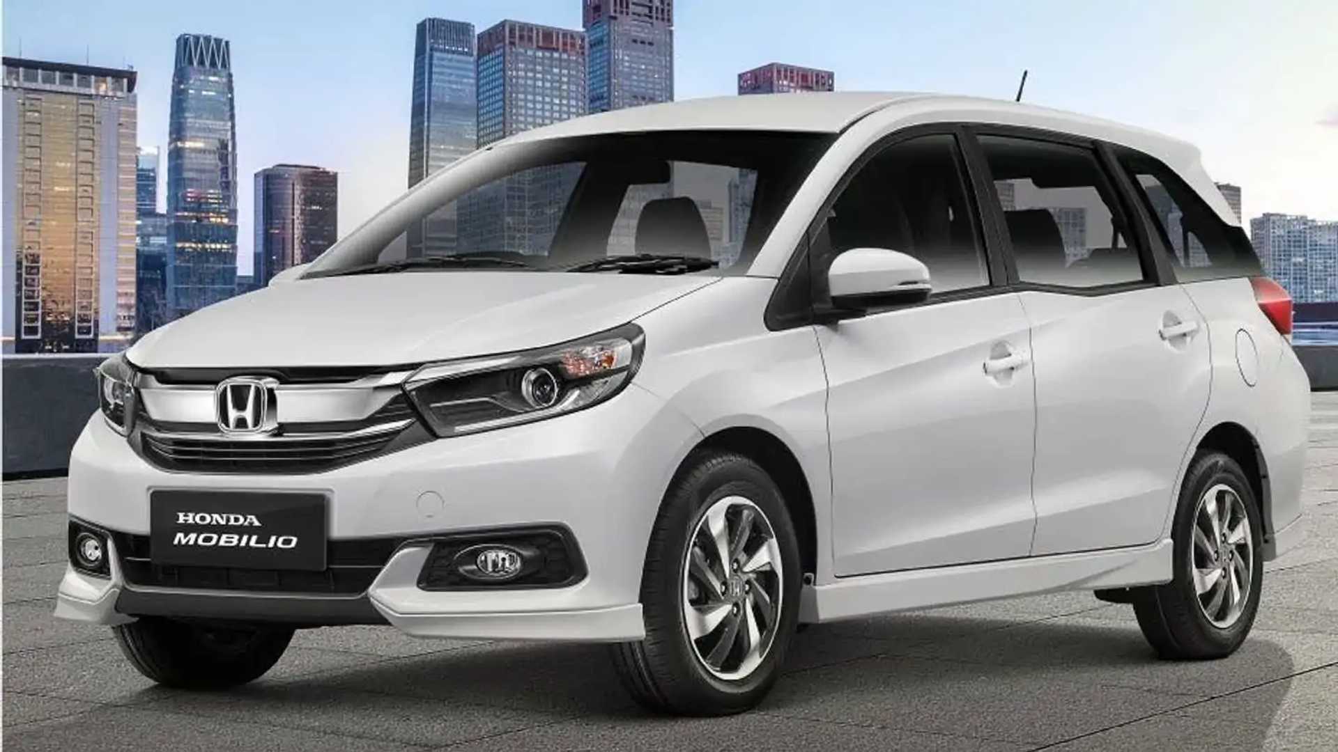 Interior Honda Mobilio Type S. Honda Mobilio 2019: Desain Sporty, Harga Turun hingga Rp135 Juta