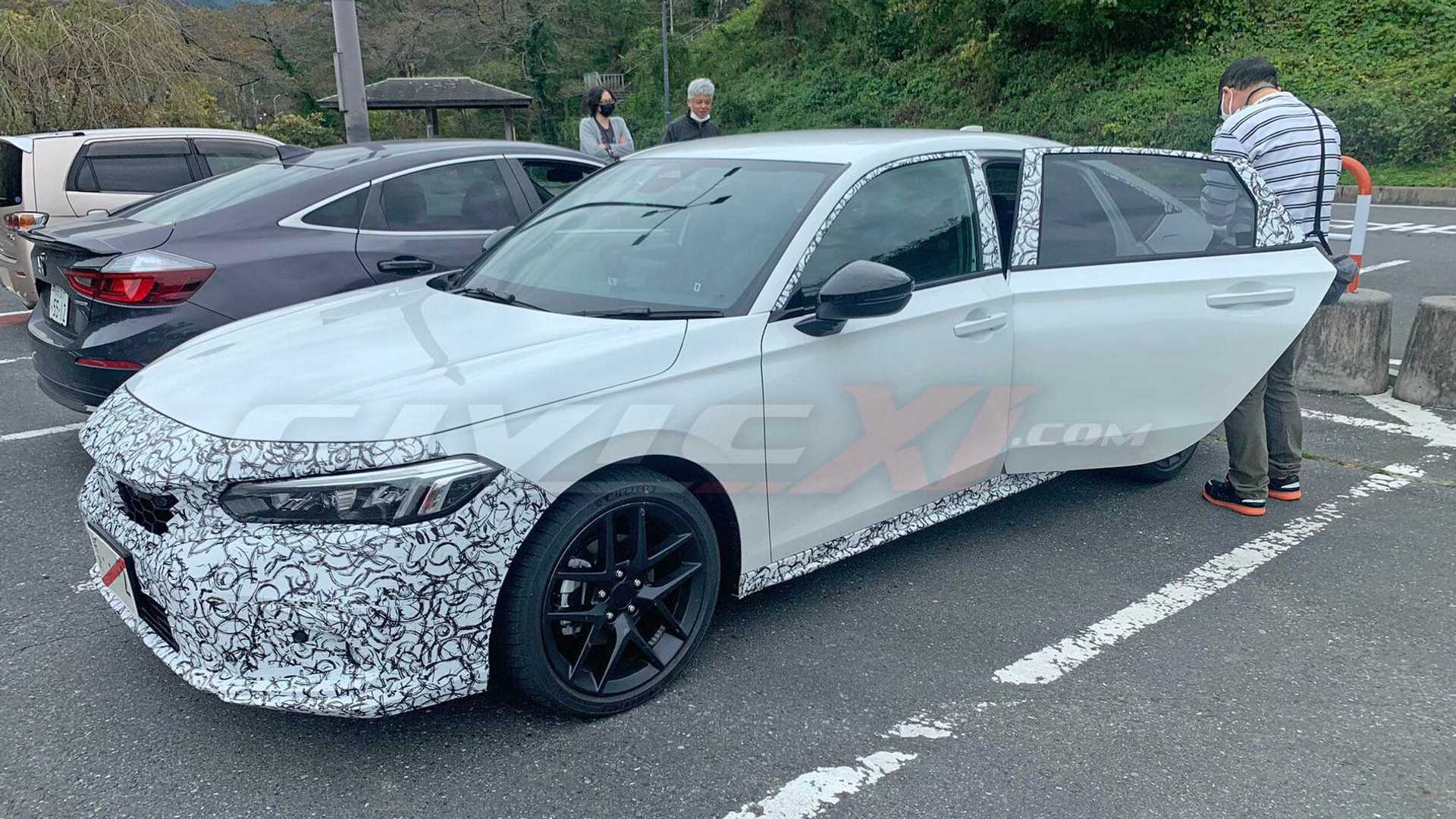 Foto Mobil Honda Civic Terbaru. Penampakan Honda Civic Hybrid Baru dengan Gaya Liftback