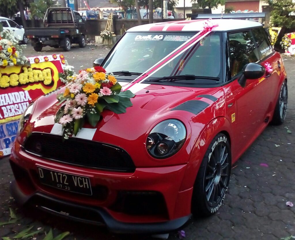 Bunga Hias Mobil Pengantin. Toko Bunga Hias Mobil Pengantin Banjaran – Sultan Florist Bandung