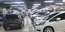 Showroom Mobil Bekas Wtc Mangga Dua. Ini tips membeli mobil bekas biar tak dikibuli showroom