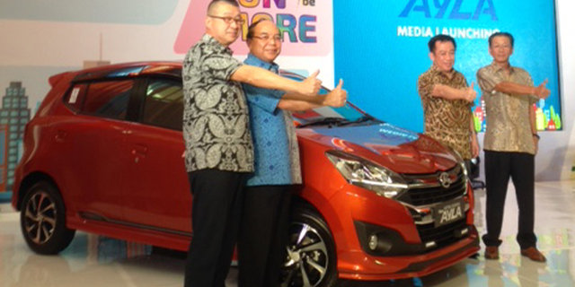 Mobil Untuk Anak Kuliahan. New Daihatsu Ayla 1.200 cc, mobil untuk anak kuliahan