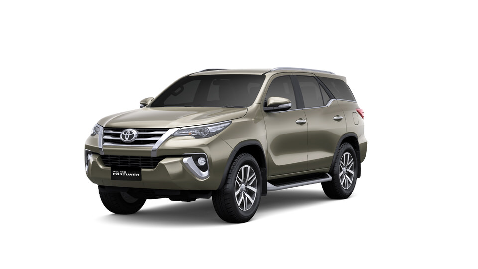 Harga Pajero Sport Lama. Minat Fortuner dan Pajero Sport Bekas? Cek Harga Sekennya di