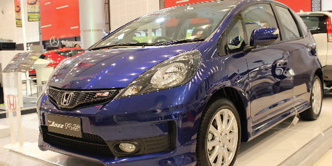 Harga Honda Jazz 2013 Otr. Daftar Harga Baru Honda Jazz dan Brio Jatim