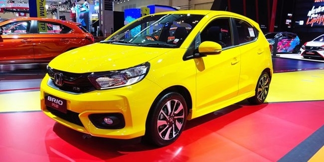 Brio Satya S Mt. 5 Harga Honda Brio dan Spesifikasi Terlengkap Juli 2019