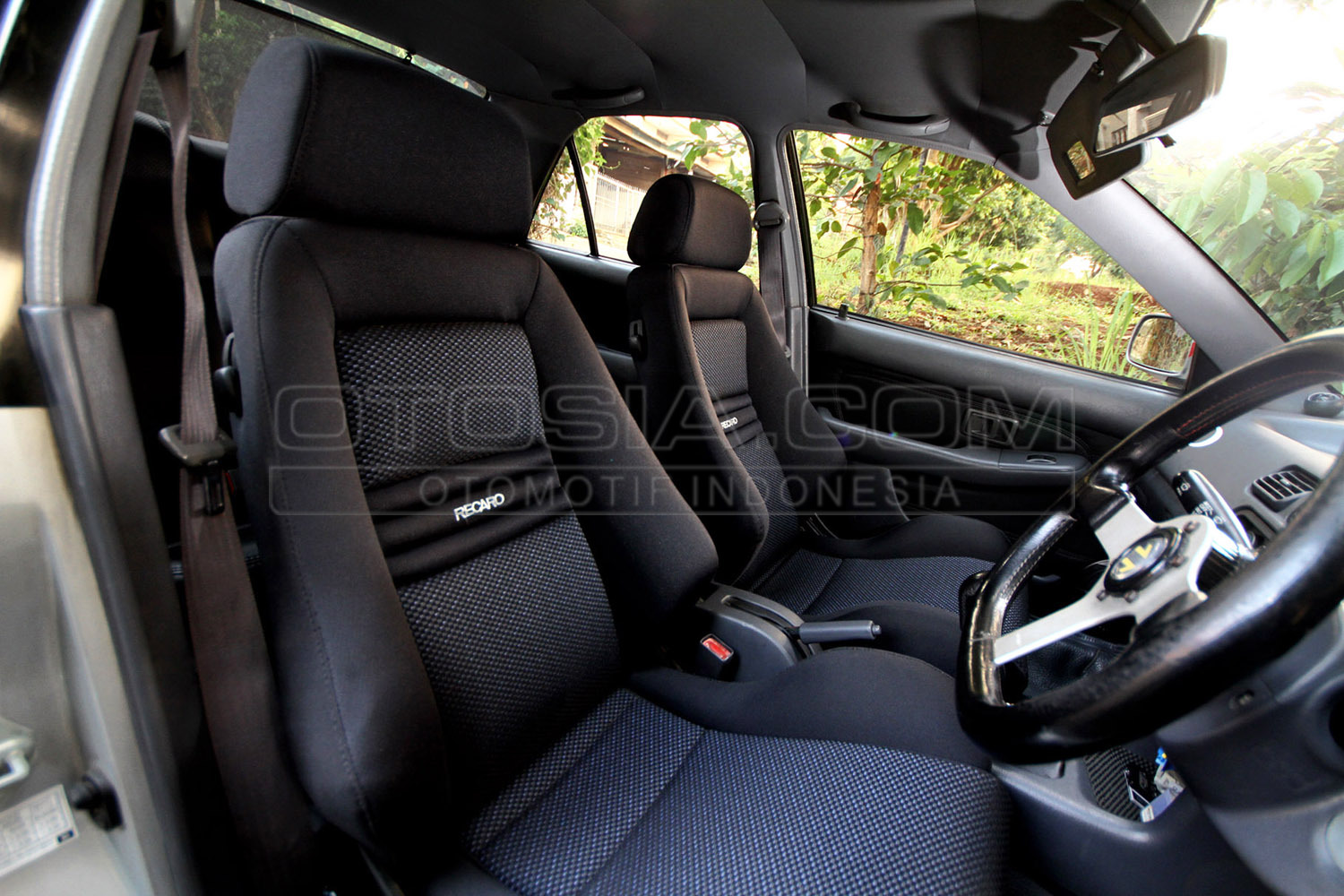 Modifikasi Interior Xenia Lama. Ide Modifikasi Interior Mobil Avanza Lama Terkeren