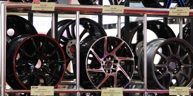 Rumus Ganti Velg Mobil. MPV Keluarga Ganti Pelek, Berapa Ukuran yang Ditolerir?