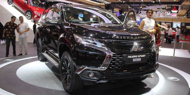 Captain Seat Pajero Sport. Mitsubishi Kembali Rilis Pajero Sport Fosgate Black Edition, Harga