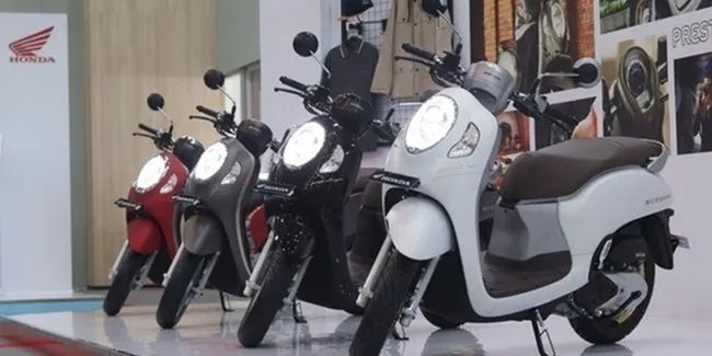Cara Membuka Jok Motor Scoopy Yang Terkunci. Cara Membuka Jok Scoopy, Mudah Banget