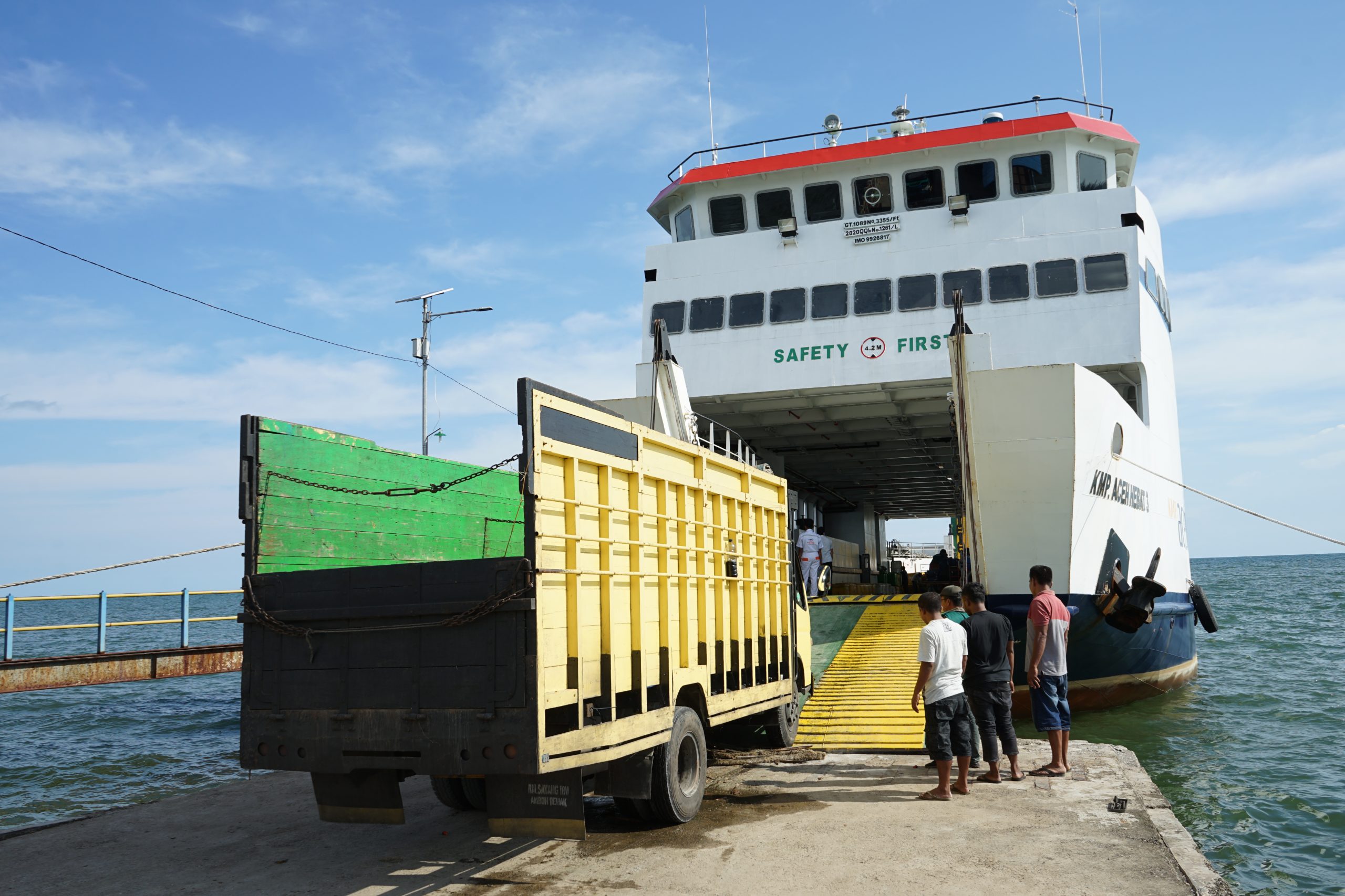 Mobil Pribadi Golongan Berapa. Identifikasi Jenis Golongan Kendaraan Pada Kapal Penyeberangan