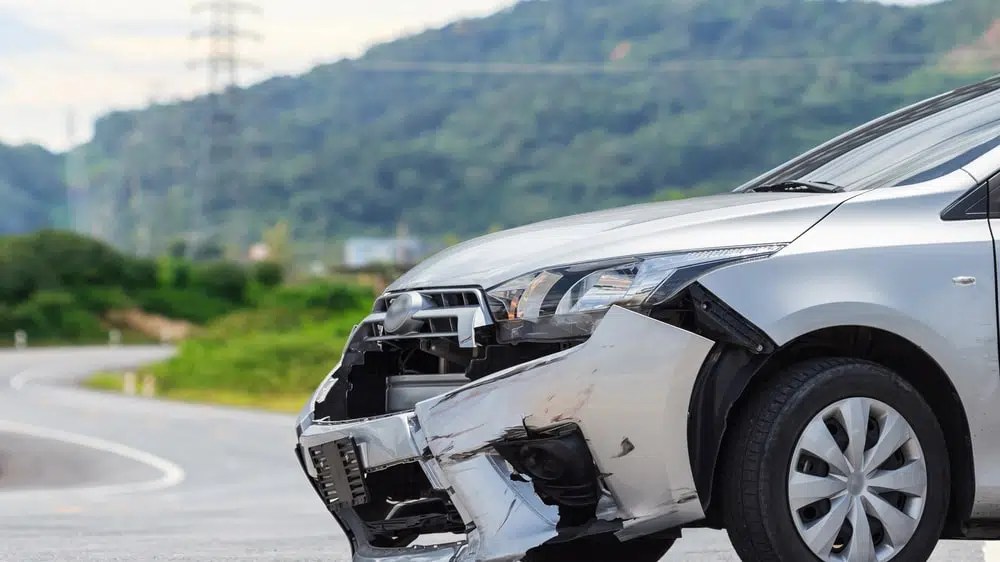 Bengkel Bumper Mobil Terdekat. Biaya Perbaikan Bemper Mobil Pecah dan Tips Berguna Lainnya