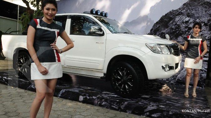 Hilux Single Cabin 4x4 Bekas. Intip harga mobil bekas Toyota Hilux varian ini dari Rp 100 jutaan