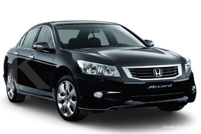 Harga Honda Brio Second 2011. Cek harga mobil bekas Honda Accord rilisan 2011, sedan murah