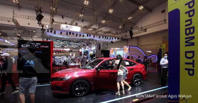 Mobil Sedan Mewah Honda. Cek Harga Mobil Honda Civic RS Terbaru, Pilihan Sedan Mewah di