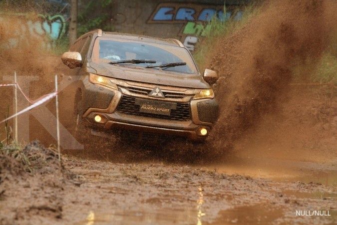 Harga Pajero Sport 2015 Baru. Harga mobil Pajero Sport seken mulai Rp 190 juta, cek daftar harga