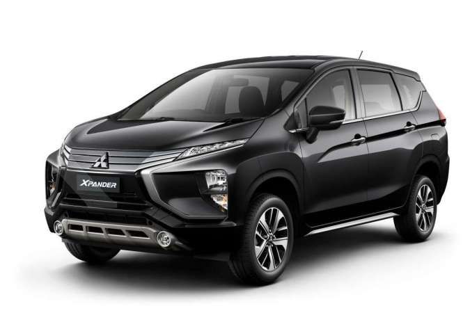 Harga Second Mobil Xpander. Cek harga mobil bekas Mitsubishi Xpander varian pertama yang