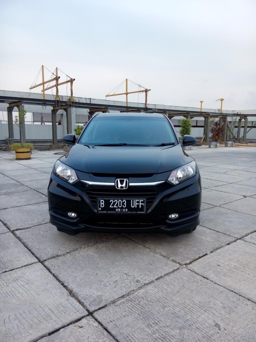 Harga Mobil Hr V 2017 Matic Bekas. HR-V: Honda Hrv 1.5 E cvt matic 2017 hitam km 4 rban