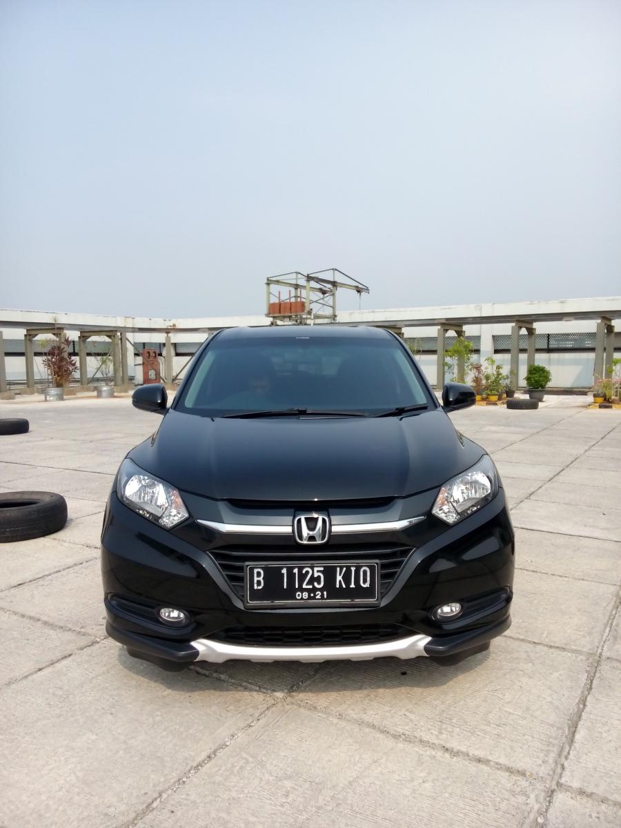 Harga Honda Hrv Ru1 1.5 E Cvt 2016. HR-V: Honda hrv 1.5 E cvt 2016 hitam