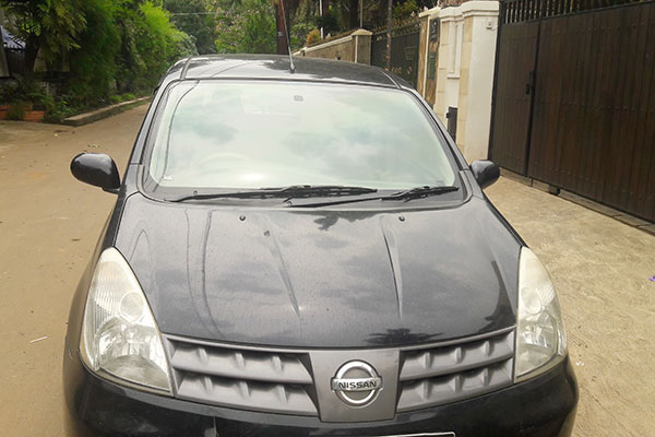 Harga Grand Livina Matic Tahun 2010. Di Jual Cepat Hari ini Mobil Grand Livina Matic XV Matic 1.5