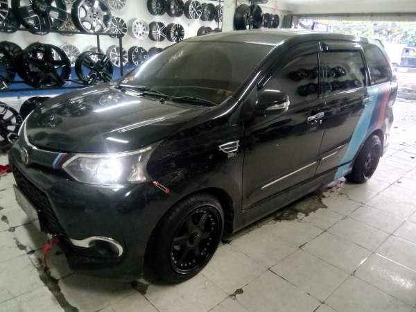 Avanza Veloz Modifikasi Velg. Avanza Veloz dengan Velg Ring 16-TMS (Tirta Motor Sport)