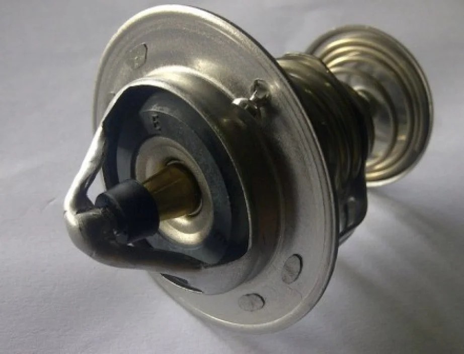 Keuntungan Melepas Thermostat Mobil. Benarkah Mobil Tua,Termostat lebih baik di copot..?