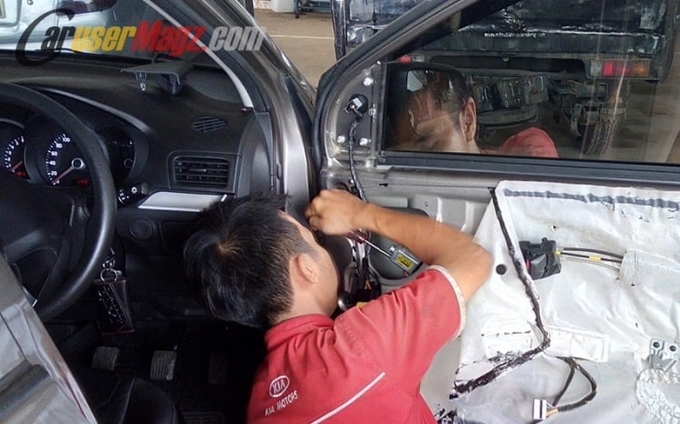 Penyebab Power Window Avanza Tidak Berfungsi. Salah Satu Penyebab Power Window Mobil Macet atau Tidak