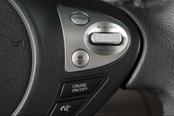 Cara Menggunakan Cruise Control Pajero Sport. Cruise Control, Simak Penjelasan Fitur dan Bagaimana